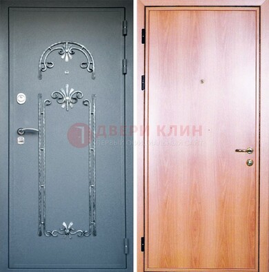 Железная дверь с ковкой ламинат внутри ДК-11 в квартиру в Ставрополе