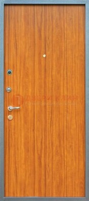 Коричневая металлическая дверь с ламинатом ДЛ-12 в Куровском