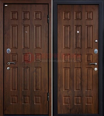 Коричневая металлическая дверь с МДФ ДМ-156 для квартиры в Куровском