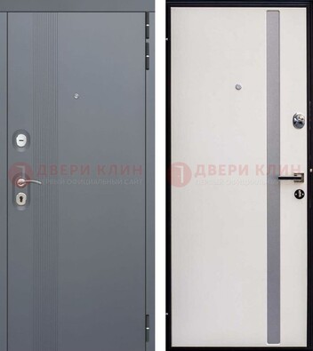 Входная белая дверь c филенчатой МДФ Шоколад ДМ-271 в Куровском