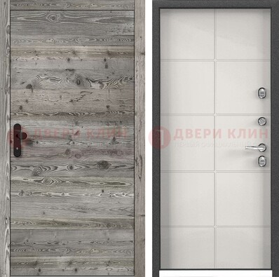 Входная серая дверь с рябью и белом МДФ внутри  ДМ-334 в Куровском