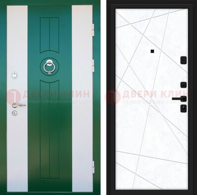 Зеленая железная дверь с панелями МДФ ДМ-369 в Куровском