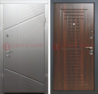 Серая металлическая дверь с панелями МДФ в квартиру ДМ-431 в Куровском