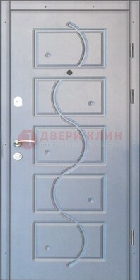 Белая входная дверь с МДФ ДМ-66 в Куровском