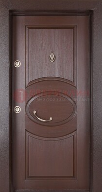 Железная дверь с массивом дуба в стиле классика ДМД-55 в Куровском