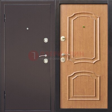 Темная железная дверь с порошковым покрытием ДП-10 в Куровском