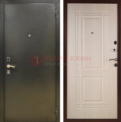Стальная темно-серая дверь с порошковым напылением и МДФ Белый дуб ДП-277 в Куровском