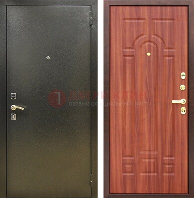 Входная темно-серая дверь с порошковой отделкой и МДФ Миланский орех ДП-281 в Куровском