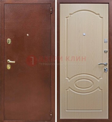 Коричневая металлическая дверь с порошковым окрасом ДП-76 в Яхроме
