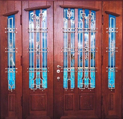 Парадная дверь со вставками из стекла ДПР-55 с шумоизоляцией в Куровском