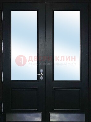 Черная двухстворчатая металлическая дверь со стеклом ДС-25 в Куровском