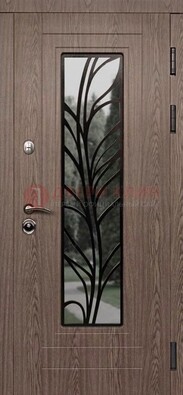 Металлическая дверь со стеклом и ковкой в стиле модерн ДСК-106 в Куровском