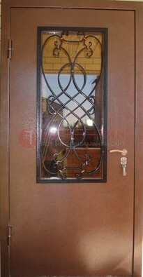 Металлическая дверь со стеклом и ковкой ДСК-51 на дачу в Пскове