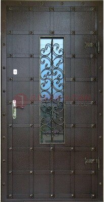 Стальная дверь со стеклом и ковкой ДСК-84 с утеплением в Омске