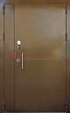 Коричневая тамбурная дверь с порошковым напылением ДТМ-45 в Куровском