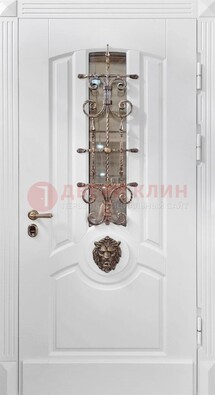 Белая металлическая дверь с виноритом и стеклом с ковкой ДВТ-165 в Куровском
