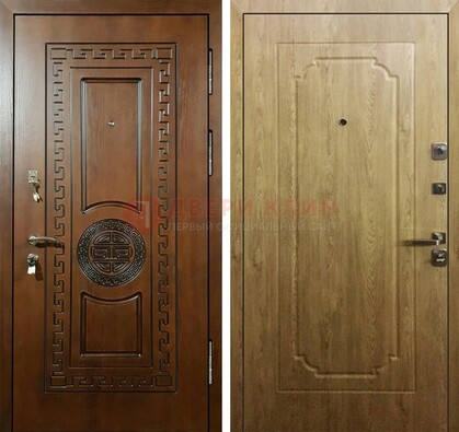 Коричневая железная дверь с виноритом ДВТ-44 в Куровском