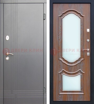 Белая уличная дверь со светлой МДФ и зеркалом ДЗ-77 в Куровском
