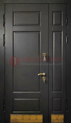 Черная полуторная железная дверь для частного дома ПЛ-2 в Куровском